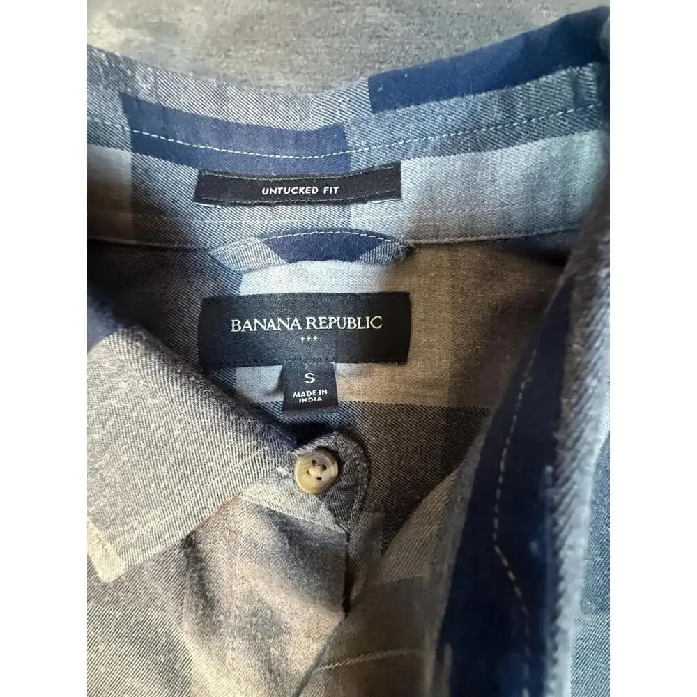 Banana Republic Men’s Flannel Untuck Fit Button Up Shirt Plaid Small Super Soft - Picture 4 of 6